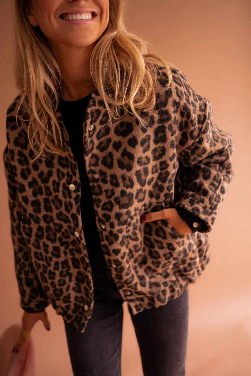 LEONA™ | Leopard Bomberjacke