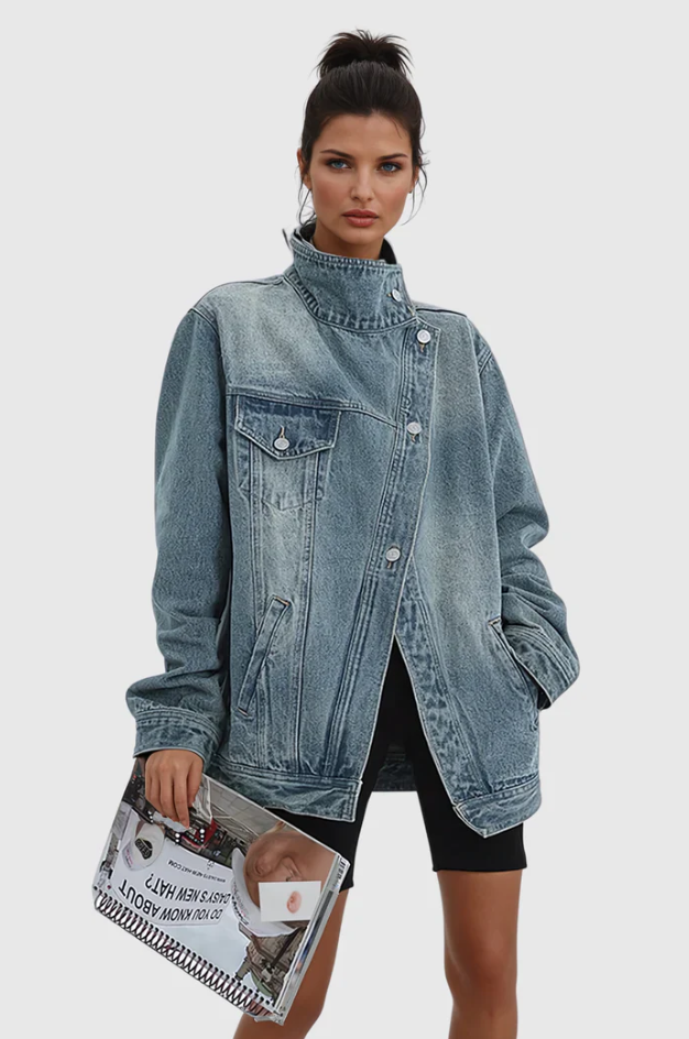 JEANARA | KÜNSTLERISCHE DENIMJACKE