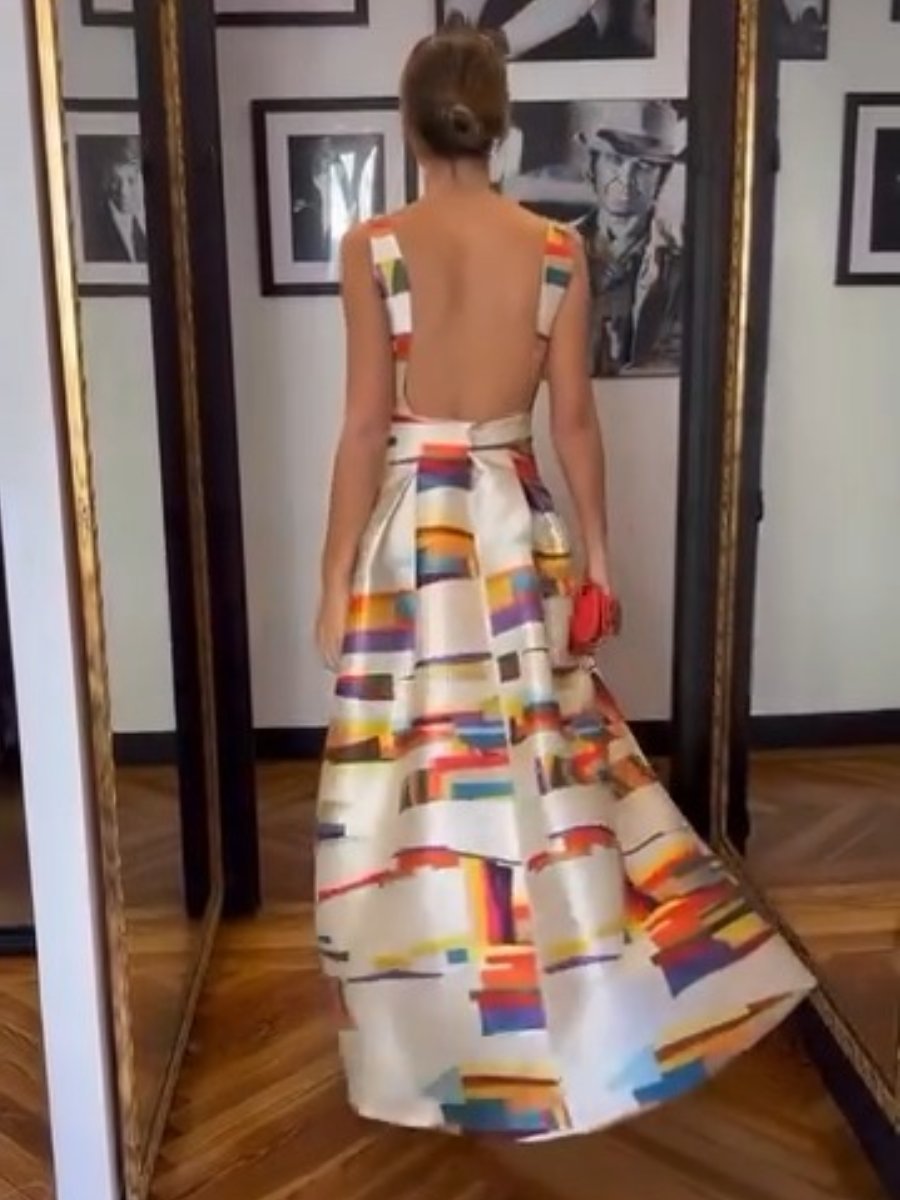 VIVIEN – Langkleid mit geometrischem Muster